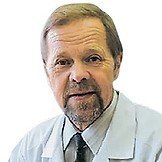 Врач Лазарев Владимир Николаевич