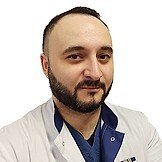 Врач Омаров Орхан Худаятович