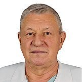 Врач Ушаков Николай Дмитриевич